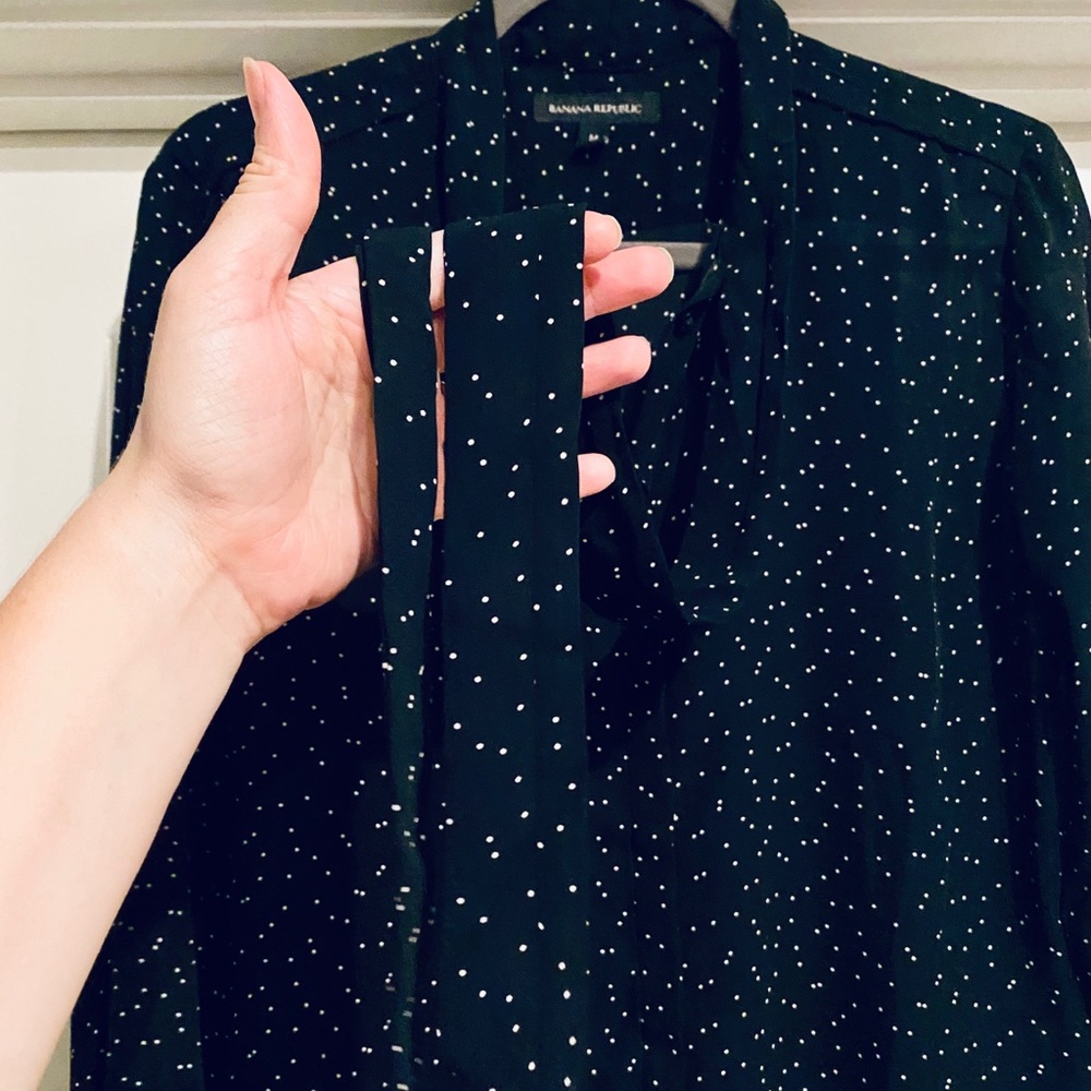 Banana Republic Tie Neck Blouse